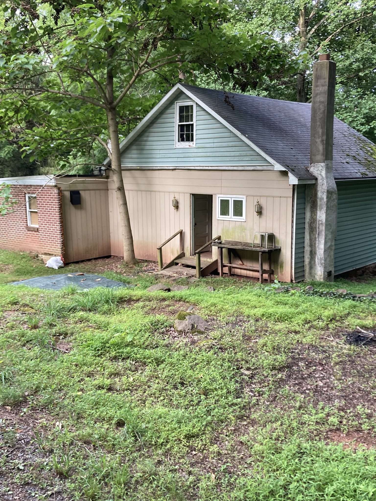 Auctions & Events Hoot N Holler Auctions llc.